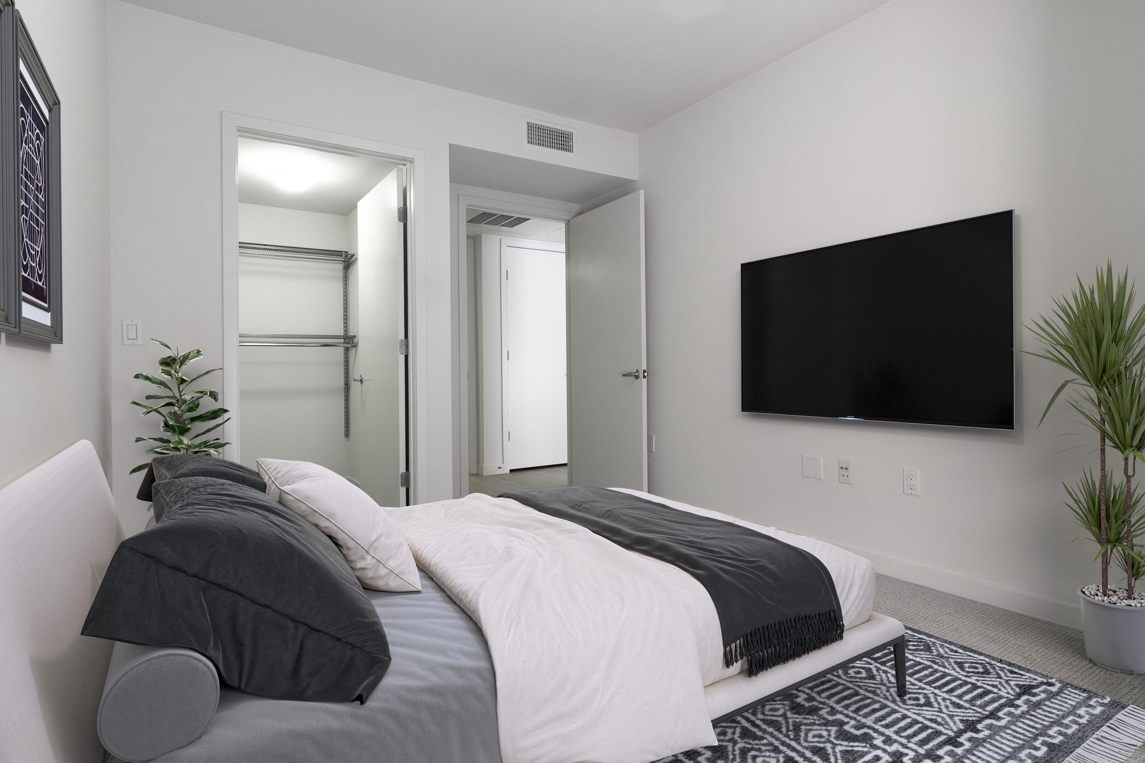 NMS-1427-Santa-Monica-Apartments-For-Rent-Bed1b